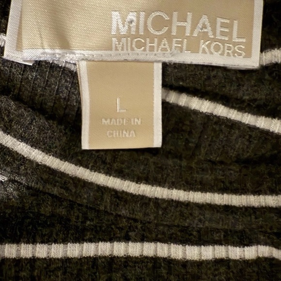 Michael Kors Women’s Long Sleeve Gray & White Striped Pullover Sweater, Large - Picture 2 of 15